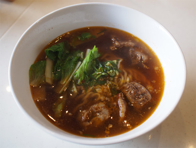 台湾牛肉麺1293.jpg