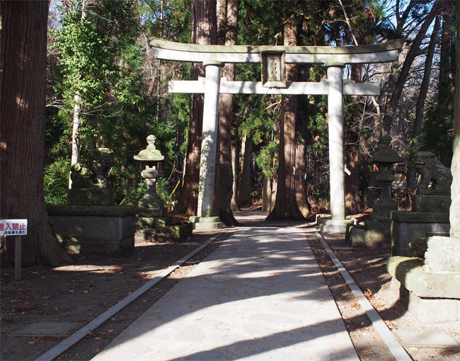 十和田の神社3938.jpg