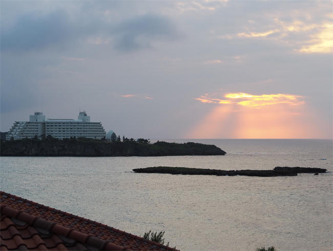 沖縄夕日4483.jpg